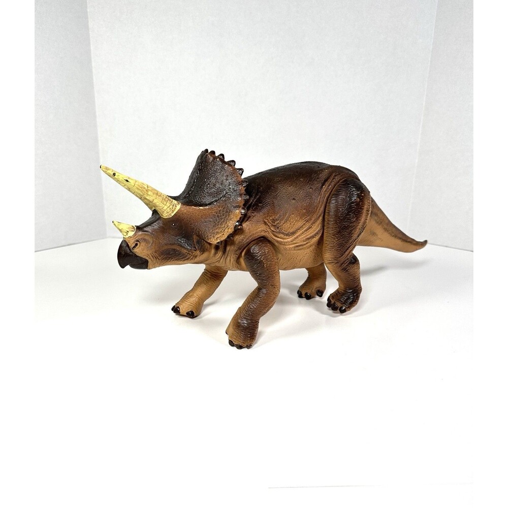 Vintage Jurassic Park Triceratops Universal Studios Exclusive 1998 Grail RARE